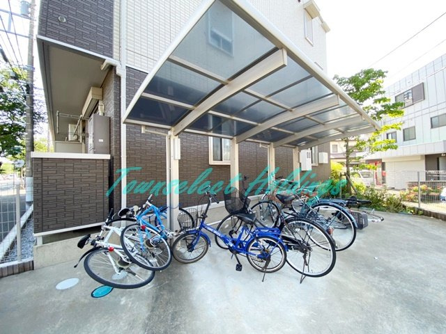 半夏生のその他共用部分|駐輪スペースあり♪