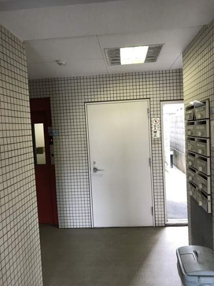 豊中市服部本町１丁目の店舗事務所