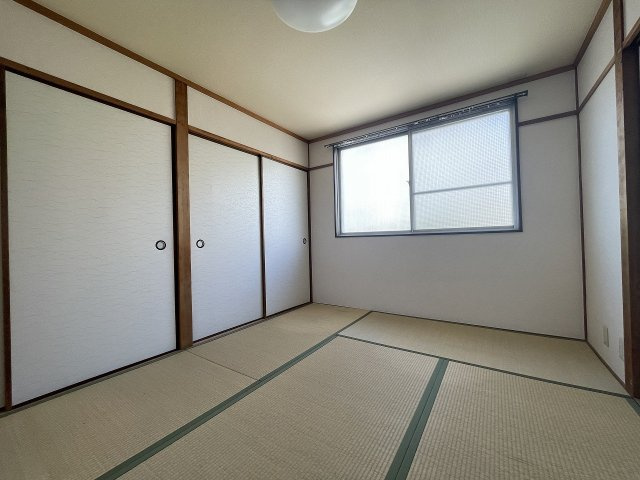 藤野ビルの居間・リビング