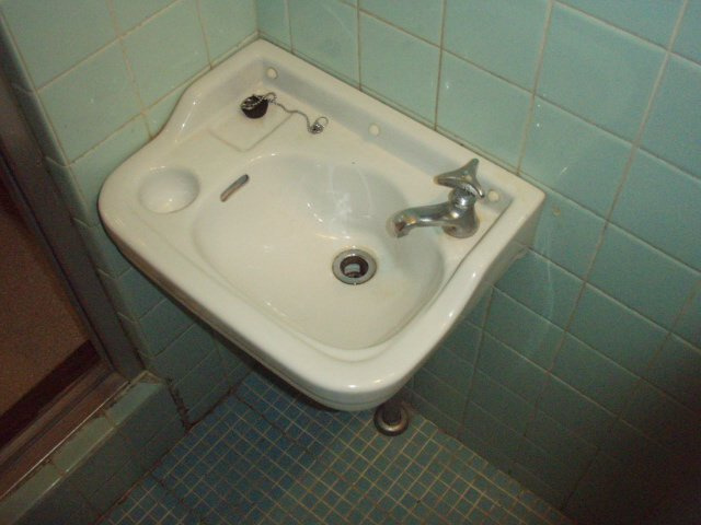 神戸市灘区原田通３丁目の賃貸マンションの洗面所