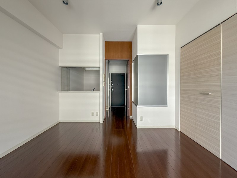 神戸市灘区友田町３丁目の賃貸マンションの居間・リビング