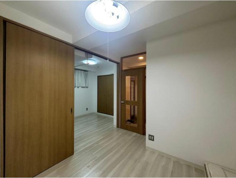 芦屋市大桝町の賃貸マンションの居間・リビング