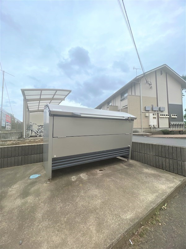 フォレストコート の駐車場