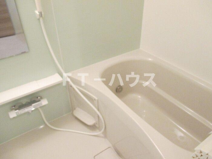 Blanc Neige Nishichiba（ブラン　ネージュ）の浴室