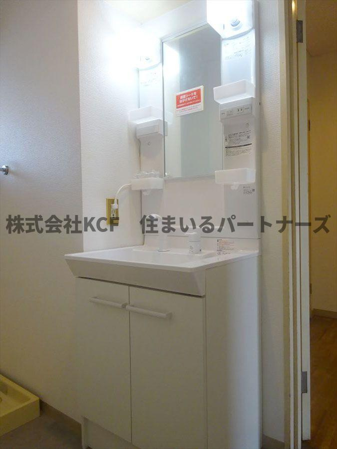 メゾン筑紫の洗面所|広い洗面スペース
