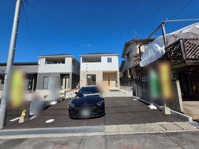 対厳山の外観|敷地広々47坪
駐車3台可能です
