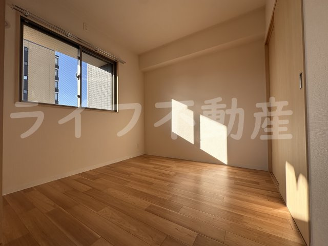 シャラロステの内装