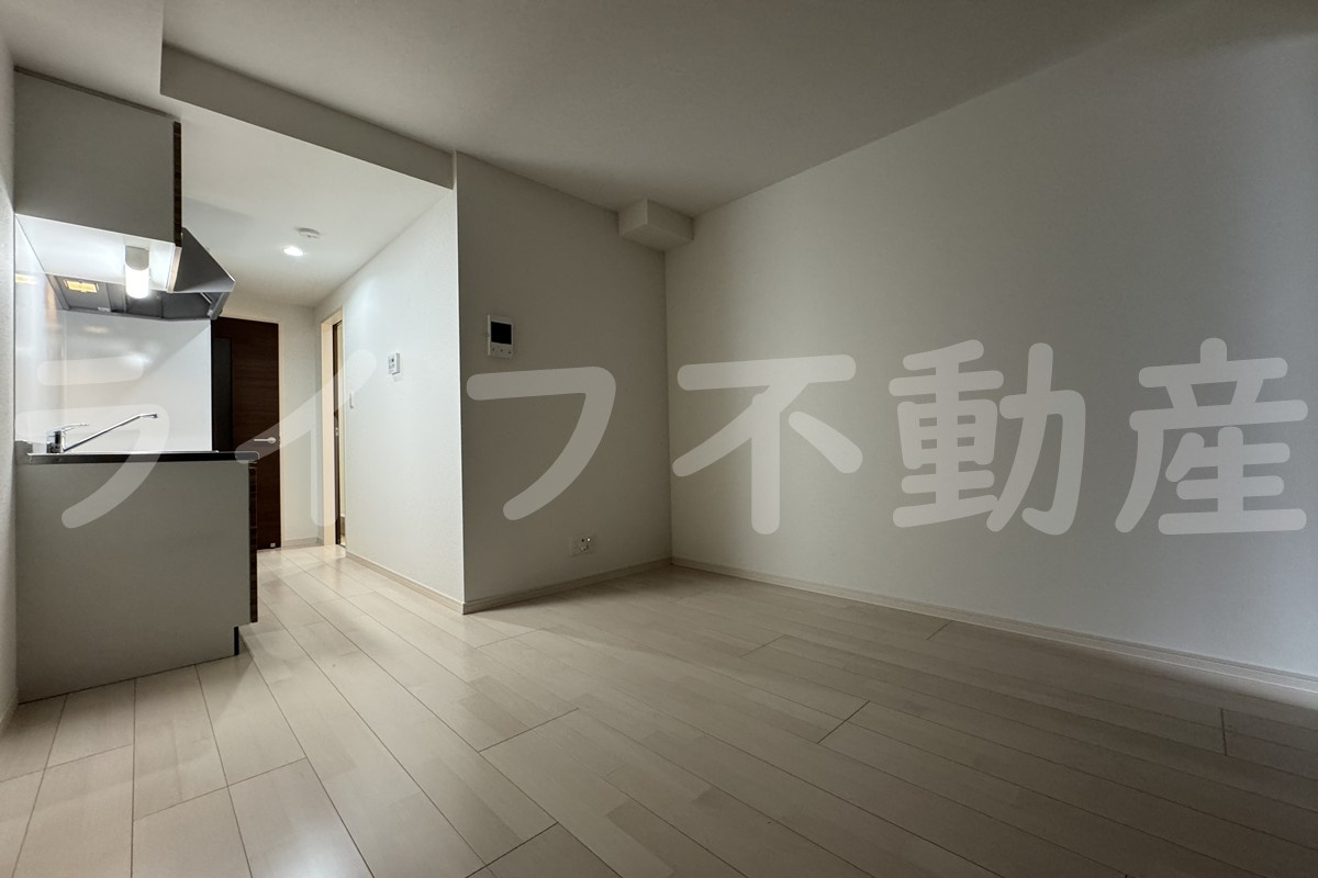 GRAND SUNの内装|明るい色調の室内です