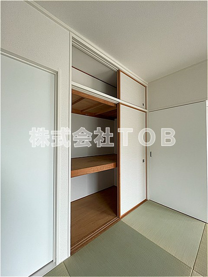【収納】 | アンビックスつつじヶ丘B棟 | 和室8.2帖　収納