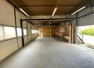 横浜市都筑区川和町の倉庫の内装