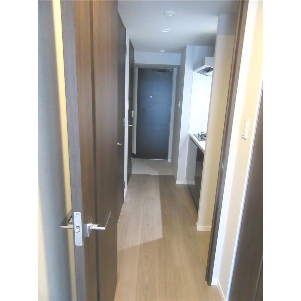 S-RESIDENCE福島Alovitaの玄関