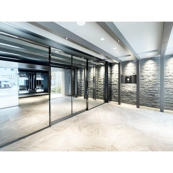 S-RESIDENCE福島Alovitaのロビー