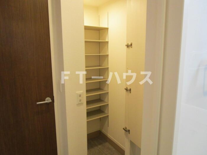 フォルトゥナの収納|シューズクローク