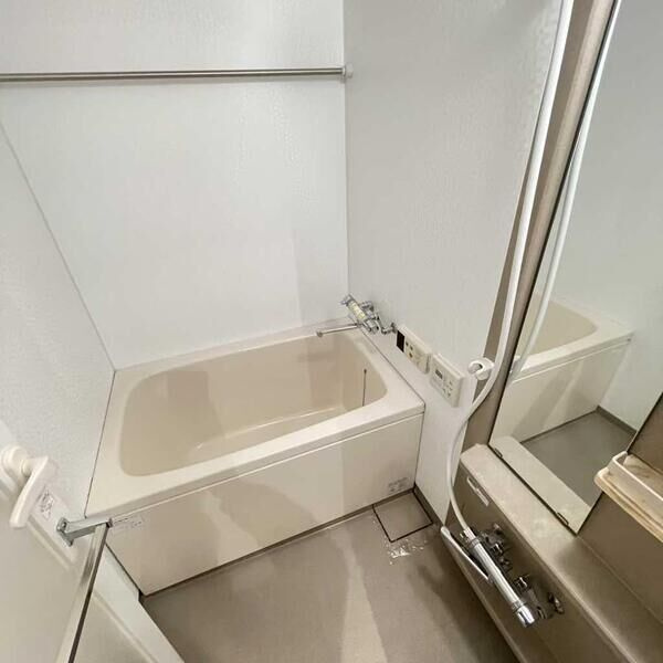 アクアスイート新大阪の浴室