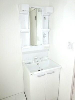 雪谷メゾンネージュの洗面所