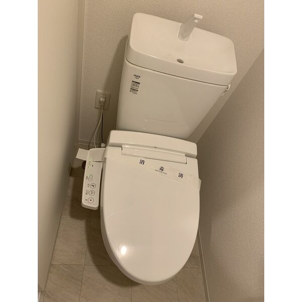 セレニテ堺筋本町プリエのトイレ