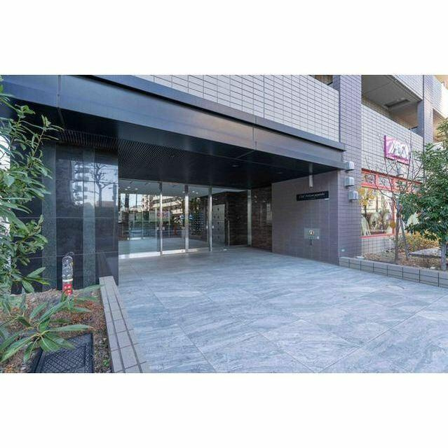 シェル中野弥生町のエントランス