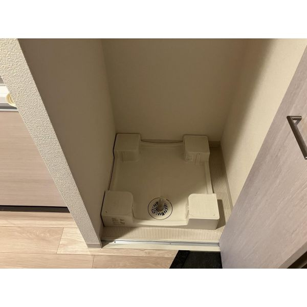 プレサンス松屋町駅前の洗面所