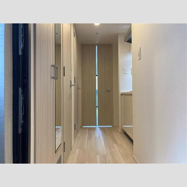 S-RESIDENCE堺筋本町Deuxの玄関