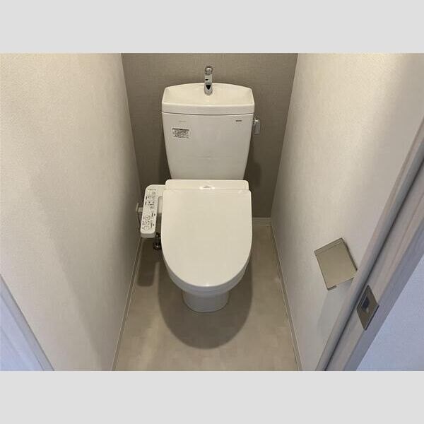 S-RESIDENCE都島Luxのトイレ