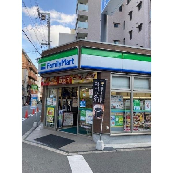 Quintet NAMBA(旧:レジュールアッシュNAMBA)の周辺