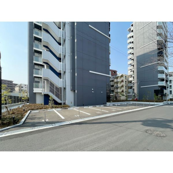 S-RESIDENCE福島玉川Deuxの駐車場