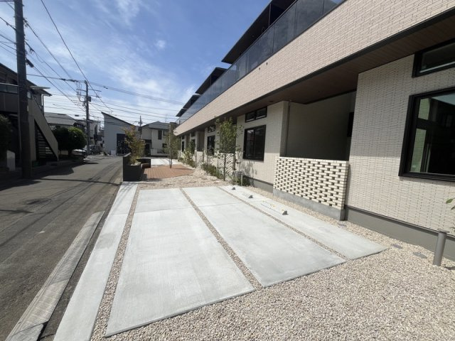 Neo　Kの駐車場|<!DOCTYPE html>
<html lang="ja">
<head>
    <meta charset="UTF-8">
    <meta name="viewport" content