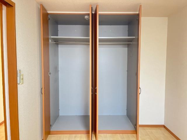 Crecia中平(クレシアナカヒラ)の収納|<!DOCTYPE html>
<html lang="ja">
<head>
    <meta charset="UTF-8">
    <meta name="viewport" content