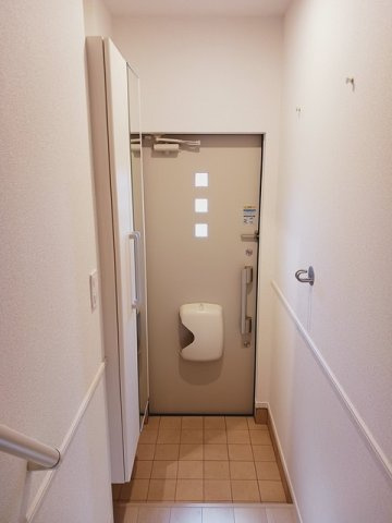 アルモニの玄関