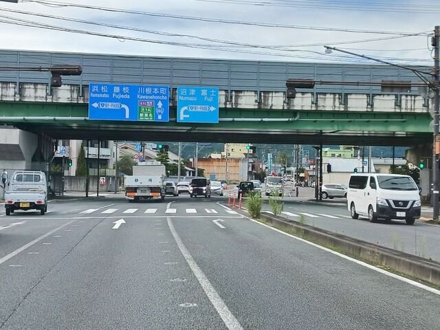 アミューズ千代の周辺
