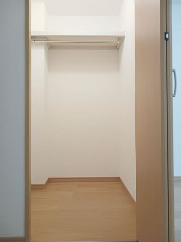 アミューズ千代の収納