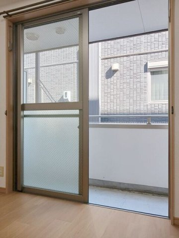 アミューズ千代のバルコニー