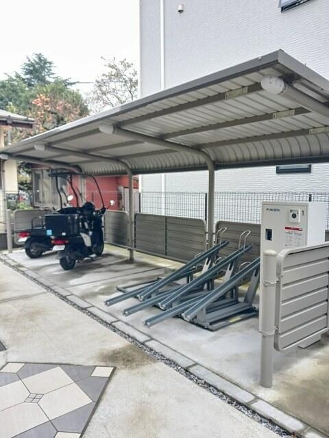カミーナの設備