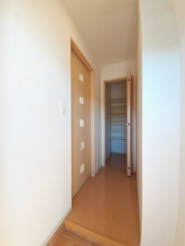 アドラーブルの玄関|ゆったりとした玄関です