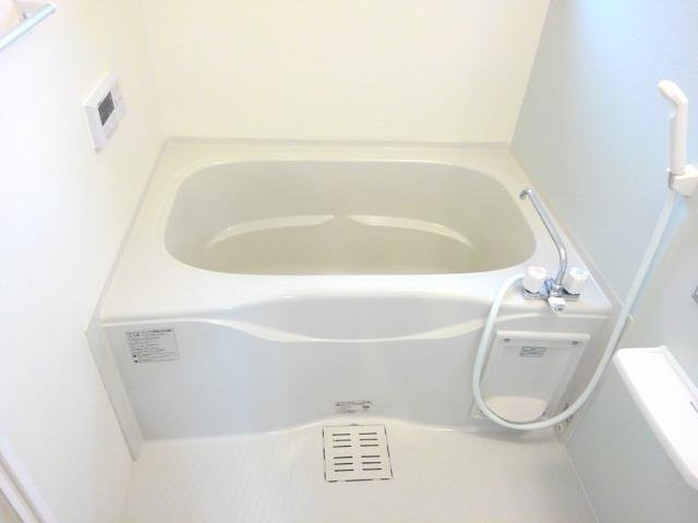 【浴室】 | エスポワールⅠ | コンパクトで使いやすいお風呂です