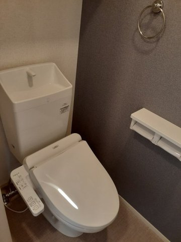 ブランミュール梅満Ａのトイレ|清潔感のあるトイレです