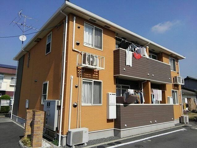 ヴィラージュ壱番館の外観|きれいな外観です