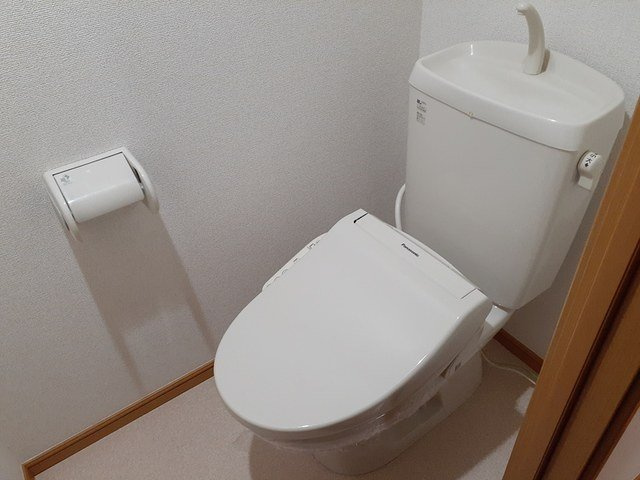 グラシオッソ　Ｆのトイレ|コンパクトで使いやすいトイレです