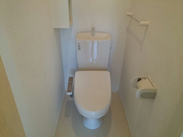 フェリーチェのトイレ|コンパクトで使いやすいトイレです