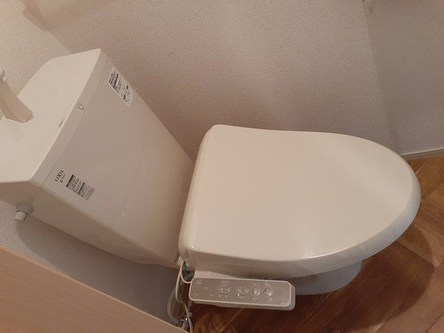 パークサイド東新町Ｓのトイレ|コンパクトで使いやすいトイレです