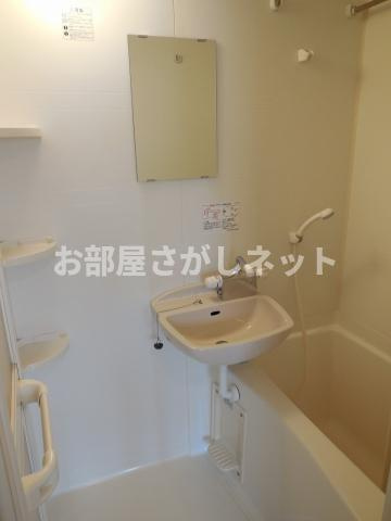 ZESTY西落合の浴室|風呂・トイレ別
