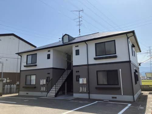 ロイヤル田坂 Ｂ棟の外観