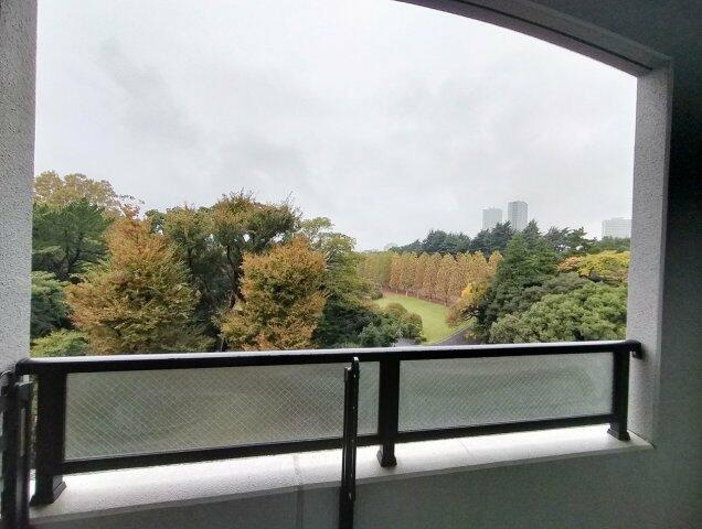 オーククレストビルの展望