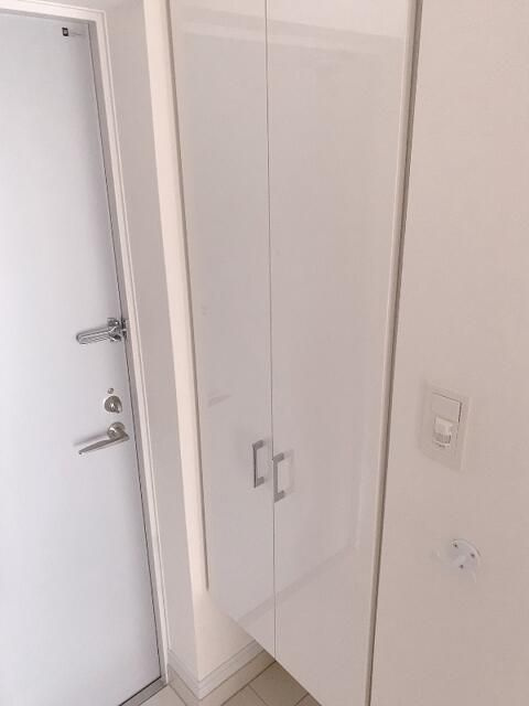 リヴシティ横濱蒔田弐番館の収納