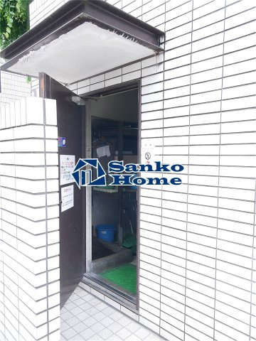 ライオンズマンション御徒町第２のエントランス