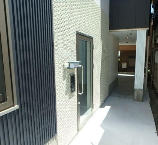 フォンス板橋本町のエントランス