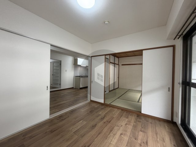 ロイヤルヒルズの寝室
