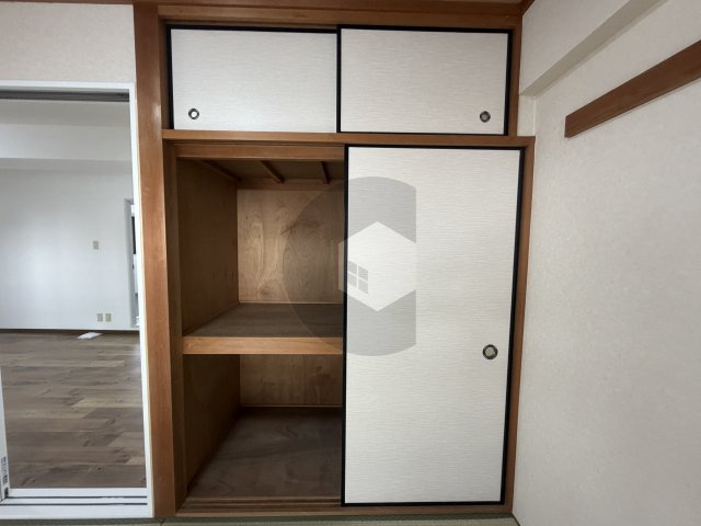 ロイヤルヒルズの収納