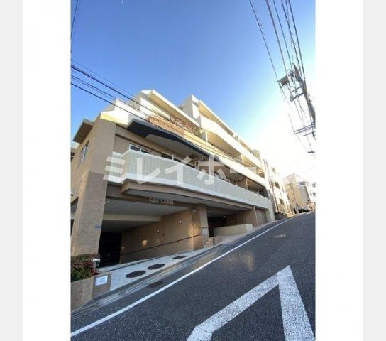 コンフォリア上池台の外観