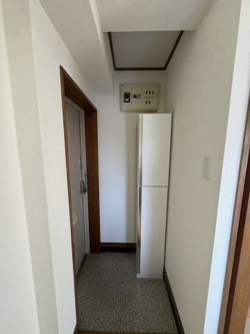 【玄関】